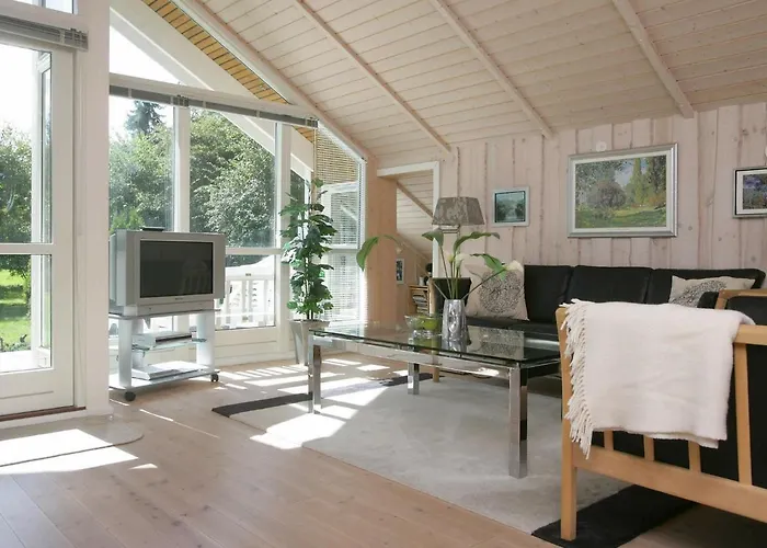 Luxury Retreat In Marielyst - By Traum *